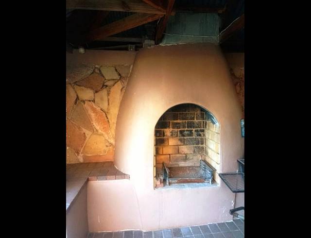 4 BEDROOM HOUSE FOR SALE IN KENSINGTON